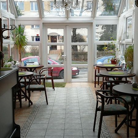 Skalka Hotell Prag Exteriör bild