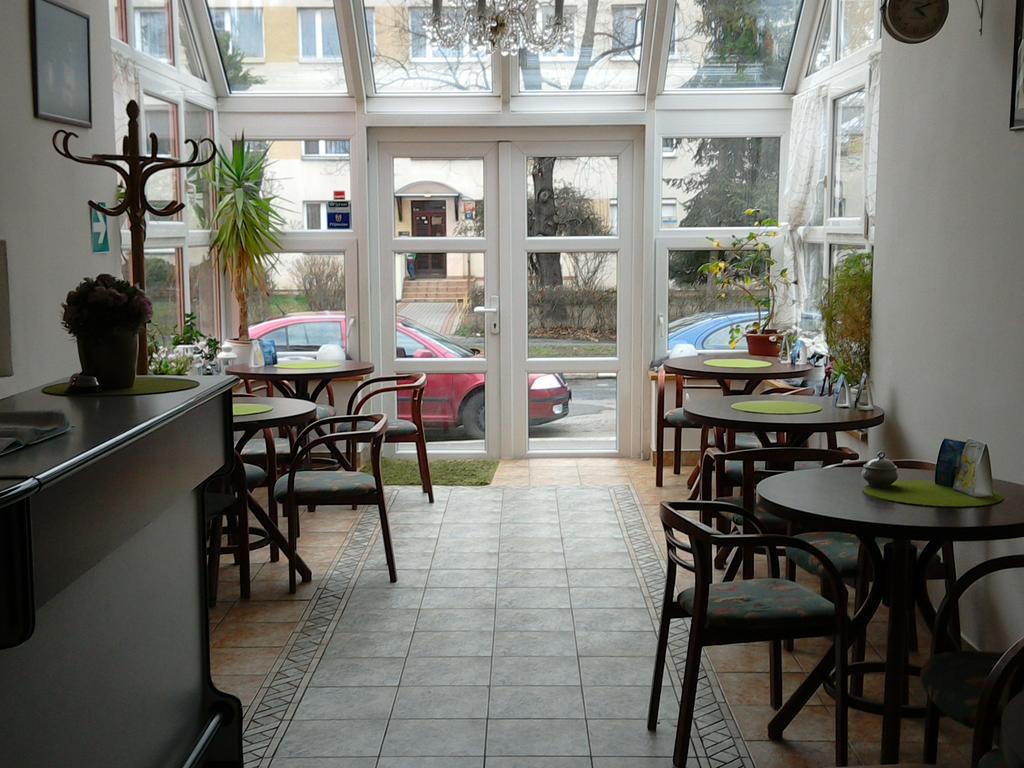 Skalka Hotell Prag Exteriör bild
